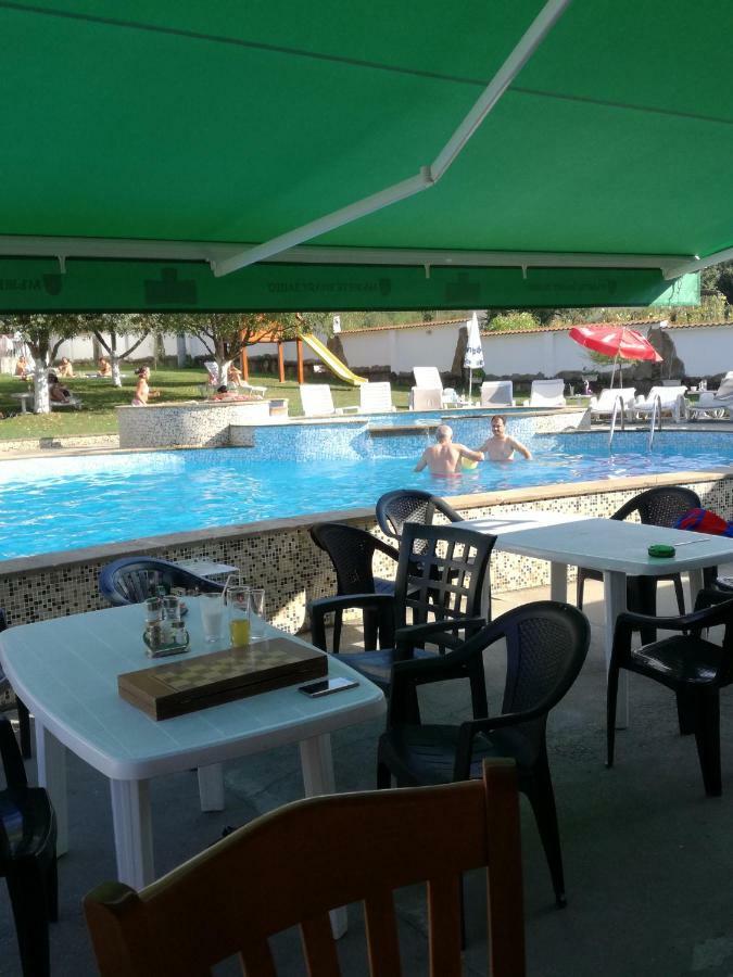 By The River Hotel Complex Balkanets  Bagian luar foto